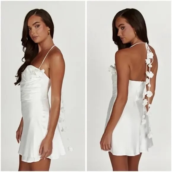 Meshki Otillie Mini Dress Floral Straps in White Medium NWT Bridal Bachelorette - Picture 1 of 7